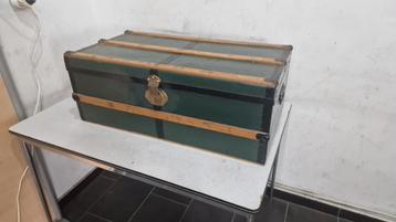 oude kofferbak kleur groen afmetingen 110cmx50cm c45 beschikbaar voor biedingen
