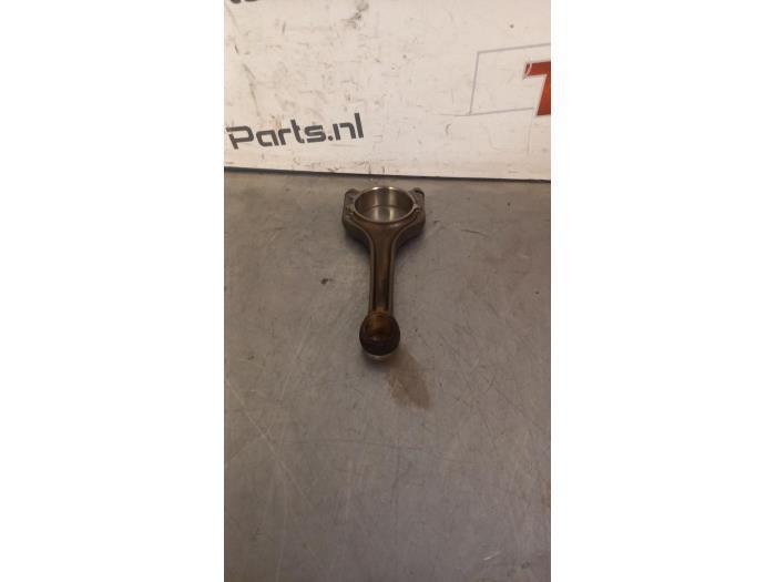 Bielle d'un Volkswagen Golf, Autos : Pièces & Accessoires, Moteurs & Accessoires, Volkswagen, Utilisé, 3 mois de garantie, Enlèvement ou Envoi