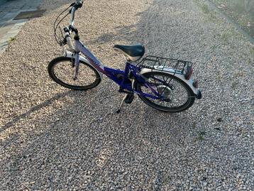 Kinder fiets in goede staat. beschikbaar voor biedingen