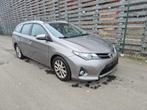toyota auris 1.4 d4d, Auto's, Voorwielaandrijving, Euro 5, Stof, Zwart
