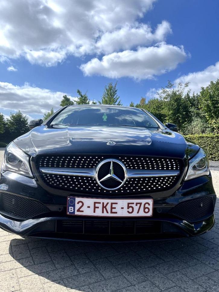 Mercedes-Benz CLA 180d Shooting Brake AMG Line, Auto's, Mercedes-Benz, Particulier, CLA, Achteruitrijcamera, Airbags, Airconditioning