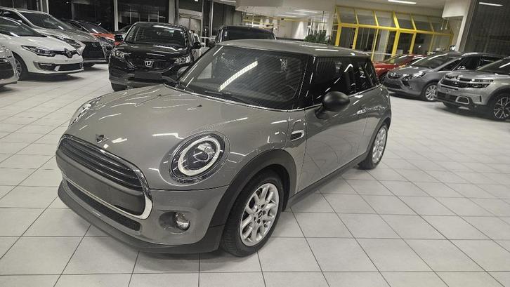 Mini One 1.5 Benzine 75 Kw Euro 6d jaar 2019, 80.000 km, Auto's, Mini, Bedrijf, One, Achteruitrijcamera, Cruise Control, Elektrische buitenspiegels