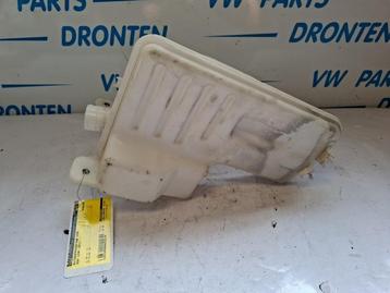 Ruitensproeiertank voor van een Seat Leon beschikbaar voor biedingen