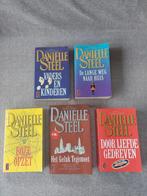 5 pocketboeken Danielle Steel, Ophalen of Verzenden, Gelezen