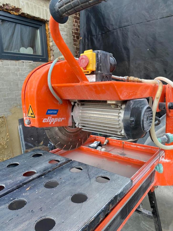 Scie de maçonnerie Norton Clipper CM42, Bricolage & Construction, Treuils et Palans, Comme neuf, Enlèvement