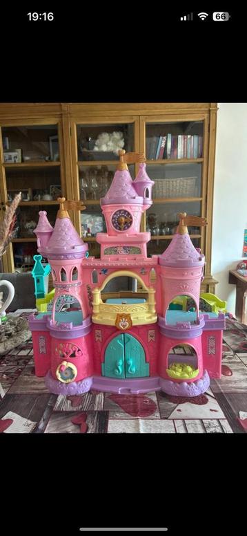 Kasteel vtech, Enlèvement, Comme neuf, 2 à 4 ans
