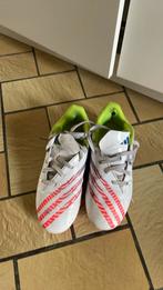 Adidas voetbalschoenen maat 34, Sport en Fitness, Voetbal, Ophalen of Verzenden, Zo goed als nieuw