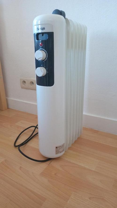 Radiateur à bain d'huile - 1500W, Doe-het-zelf en Bouw, Verwarming en Radiatoren, Zo goed als nieuw, Radiator, 800 watt of meer