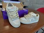 Nike SB Dunk Low PRM - 40, Kleding | Heren, Wit, Nike, Ophalen of Verzenden, Zo goed als nieuw