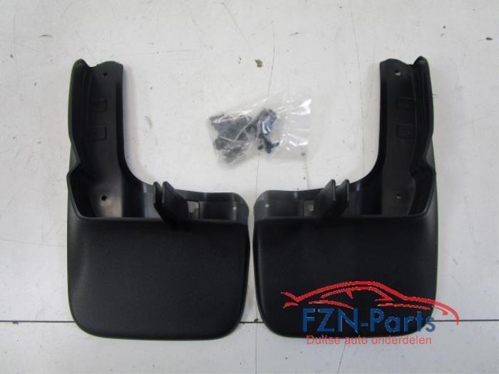VW Polo 6R Spatlappen Set Voorzijde L + R, Auto-onderdelen, Carrosserie, Spatbord, Nieuw, Ophalen