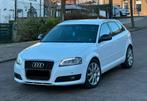 Audi A3 2010 S-Tronic 2.0TDI Euro5 S-lijn+, Auto's, Audi, Euro 5, 1995 cc, Zwart, Wit