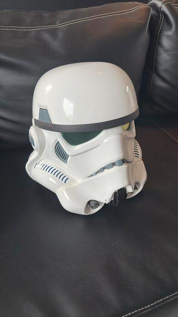 Storm trooper helm replica beschikbaar voor biedingen