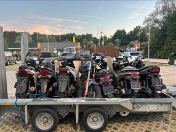 A klas en b zonder rijbewijs vanaf 50€ beschikbaar voor biedingen