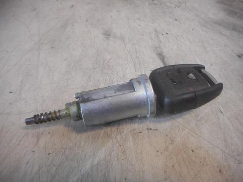 CONTACTSLOT + SLEUTEL Opel Astra G (F69) (01-1998/12-2009), Auto-onderdelen, Overige Auto-onderdelen, Opel, Gebruikt