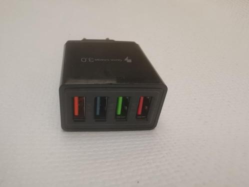 2x GSM Lader met 4 USB poorten zwart/RGB, Telecommunicatie, Mobiele telefoons | Telefoon-opladers, Nieuw, Apple iPhone, Ophalen of Verzenden
