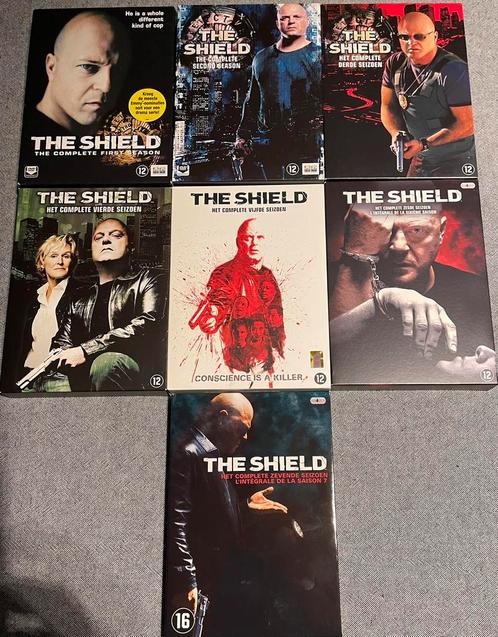 The Shield 7 seizoenen, CD & DVD, DVD | TV & Séries télévisées, Comme neuf, Autres genres, Enlèvement ou Envoi