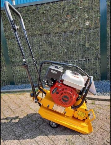Nieuwe modellen benzine trilplaat met mat beschikbaar voor biedingen