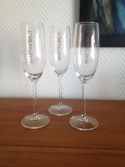 Martini Brut Champagneglazen 2 stuks nog beschikbaar, Verzamelen, Glas en Drinkglazen, Zo goed als nieuw, Ophalen of Verzenden