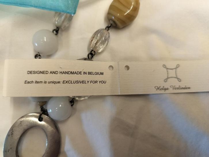 nikkel halsketting met glaskralen, Handtassen en Accessoires, Kettinghangers, Zo goed als nieuw, Overige materialen, Overige kleuren