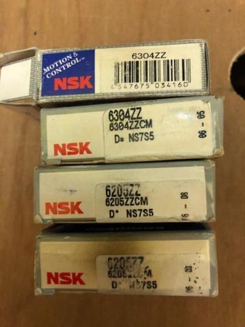 Lagers motoraanhanger  NSK6304 + NSK 6205