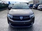 Dacia Sandero laureate benzine, Bruin, 109 g/km, Bedrijf, 5 deurs