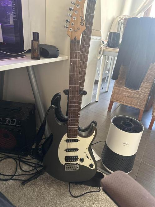 Cort G210 Elektrische Gitaar, Muziek en Instrumenten, Snaarinstrumenten | Gitaren | Elektrisch, Zo goed als nieuw, Solid body
