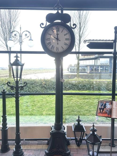 Handgemaakte stationsklok – diverse plekken mogelijk, Tuin en Terras, Overige Tuin en Terras, Zo goed als nieuw, Ophalen
