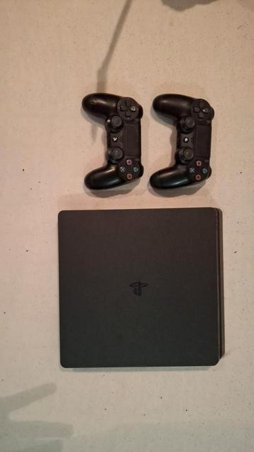 PS4 1TB + 2 controllers + Spiderman spel beschikbaar voor biedingen