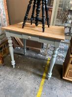 Kleine beschilderde tafel, Ophalen, Zo goed als nieuw