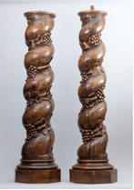 Een paar antieke massieve eikenhouten zuilen uit de 18e eeuw, Huis en Inrichting, Woonaccessoires | Zuilen en Pilaren, Ophalen