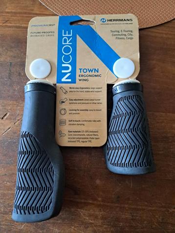 Herrmans handvatten Nucore Grip town wave 90/130mm zwart beschikbaar voor biedingen