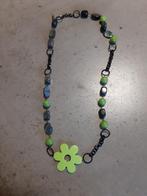 halsketting groen Titto, Handtassen en Accessoires, Kettingen, Ophalen, Zo goed als nieuw, Groen, Kunststof