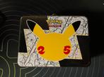 Pokémon Collectors Chest met Slab, Foil, Enlèvement ou Envoi, Plusieurs cartes, Neuf