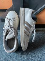 Adidas Schoenen, Sport en Fitness, Ophalen, Zo goed als nieuw, Schoenen