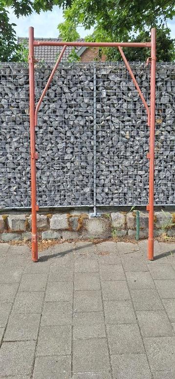 Stellingen beschikbaar voor biedingen