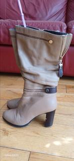 Bottes fourrés hiver femme 38 cuire, Vêtements | Femmes, Chaussures, Beige, Sandenes, Enlèvement, Porté