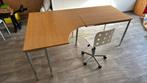 Oud hoek bureau met IKEA bureaustoel, Huis en Inrichting, Ophalen, Gebruikt, Bureau