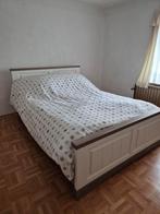 Stijlvol bed 140 x 200 cm, Huis en Inrichting, Slaapkamer | Bedden, Ophalen, Zo goed als nieuw, 200 cm, 140 cm