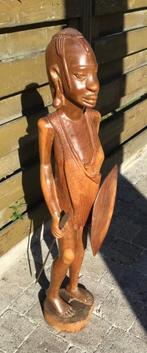 Afrikaans houten masai krijger, Ophalen