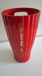Ijsemmer Piper Heidsieck. Roodkleurig, uit kunststof., Verzamelen, Ophalen of Verzenden, Zo goed als nieuw, Gebruiksvoorwerp