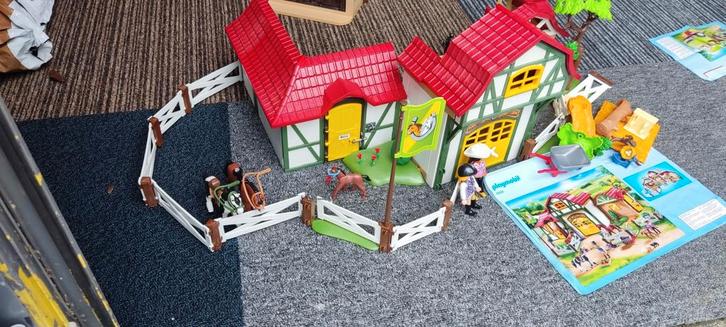 Lot Playmobil country sets, Enfants & Bébés, Jouets | Playmobil, Enlèvement ou Envoi