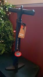 Pompe velo decathlon neuve, Vélos & Vélomoteurs, Enlèvement, Manomètre, Neuf