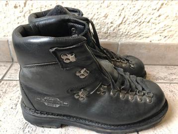 Blackstone survival boots