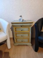 Klein Groen/Geel Nachtkastje uit Hout, Ophalen, Zo goed als nieuw