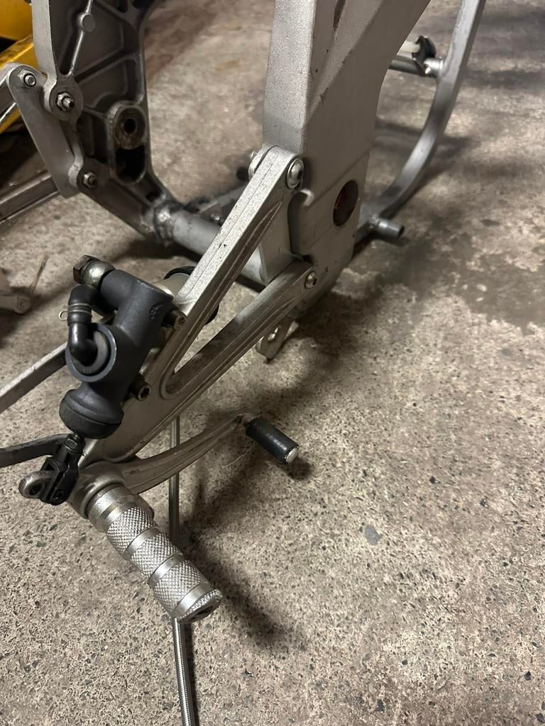 Pièce derbi gpr 50 et aprilia rs 50, Vélos & Vélomoteurs, Pièces de cyclomoteur | Général, Comme neuf, Enlèvement ou Envoi