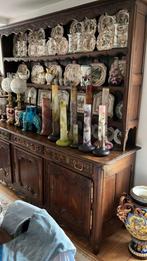 Lot collection vase et assiettes originaux, Antiquités & Art, Antiquités | Meubles | Armoires, Enlèvement ou Envoi