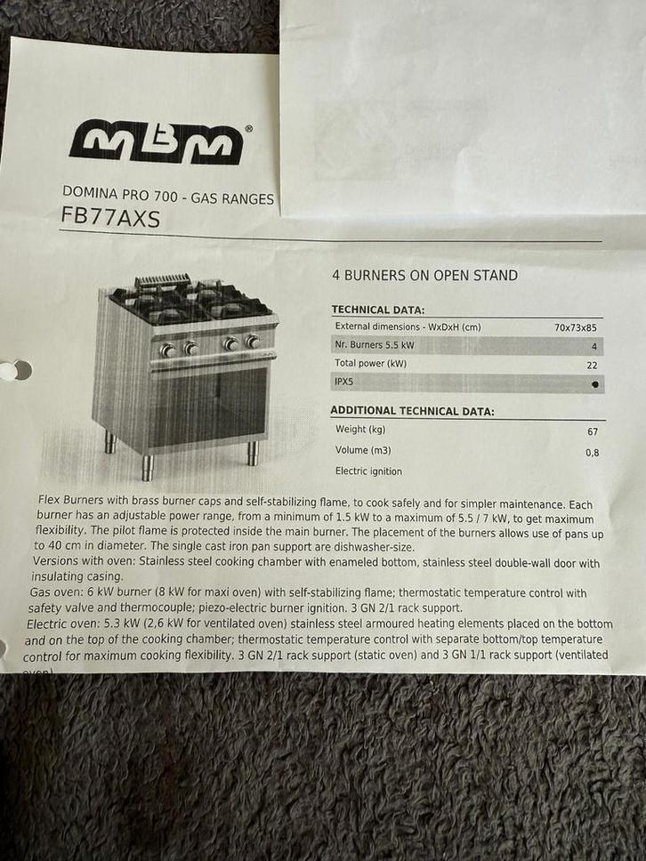 Professioneel 4 beks gasfornuis MBM, Zakelijke goederen, Horeca | Keukenapparatuur, Fornuis, Frituur en Grillen, Nieuw in verpakking