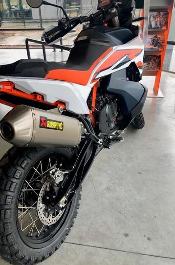 KTM 890 ADVENTURE R 2024  beschikbaar voor biedingen