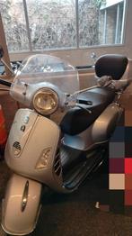 Vespa gts 250i 2007 start niet voor 1150€!, Motoren, Motoren | Piaggio, Scooter, 12 t/m 35 kW, Particulier, 4 cilinders