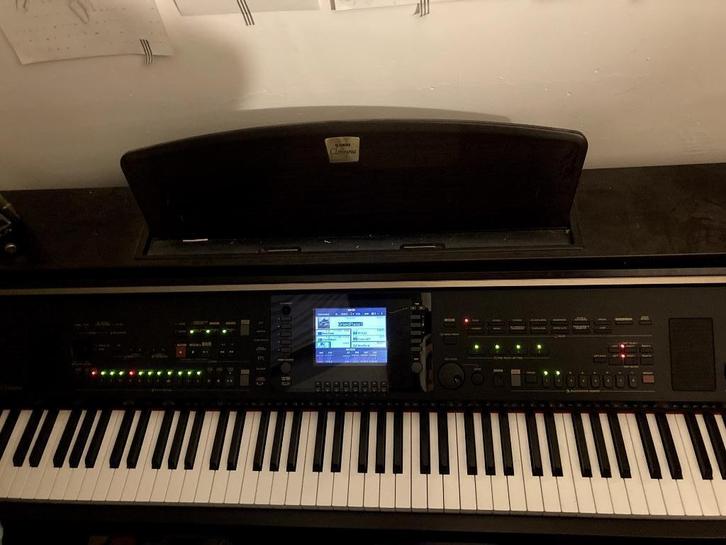 Yamaha Clavinova CVP-305 digitale piano, Muziek en Instrumenten, Piano's, Gebruikt, Piano, Zwart, Digitaal, Ophalen